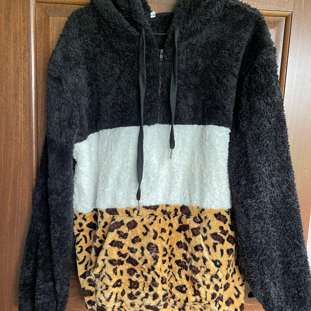 Half zip sherpa from boutique size M